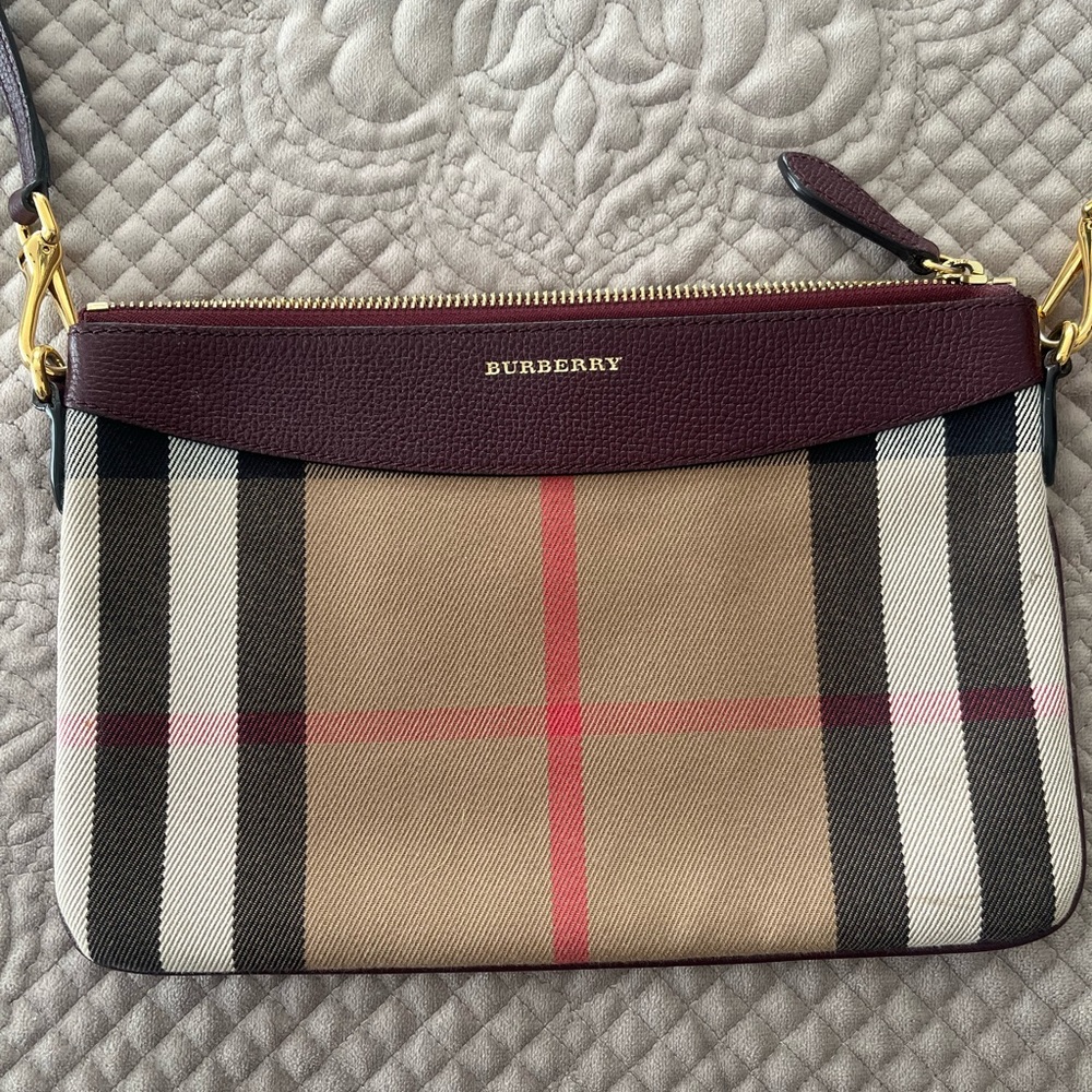 Burberry crossbody